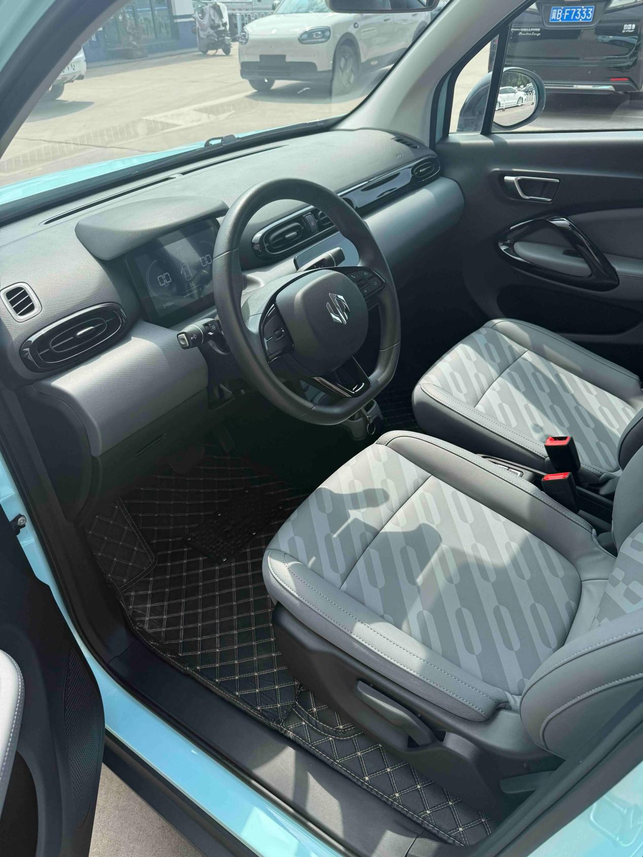2025 Leapmotor T03 403 Comfort vehicle photo 3